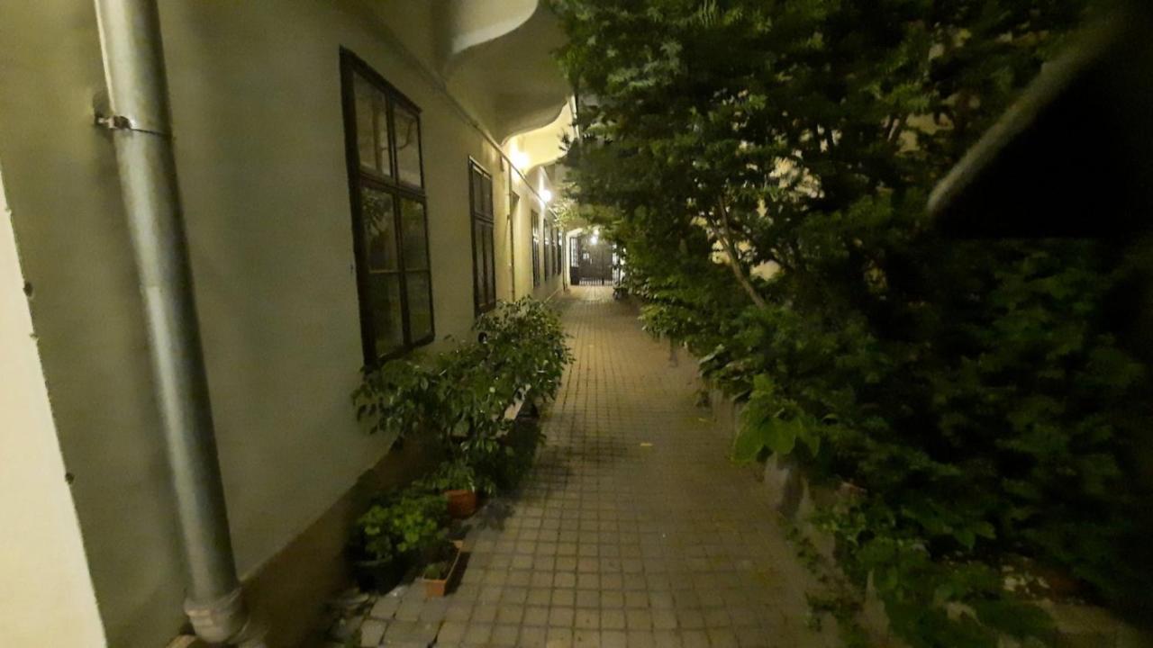 Happy Apartment In The Heart Of Budapest With 2 Rooms Экстерьер фото